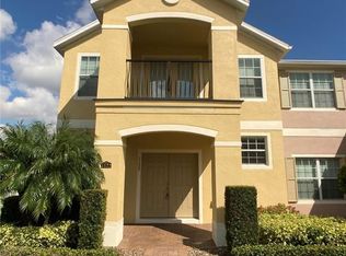 1122 Honey Blossom Dr, Orlando, FL 32824