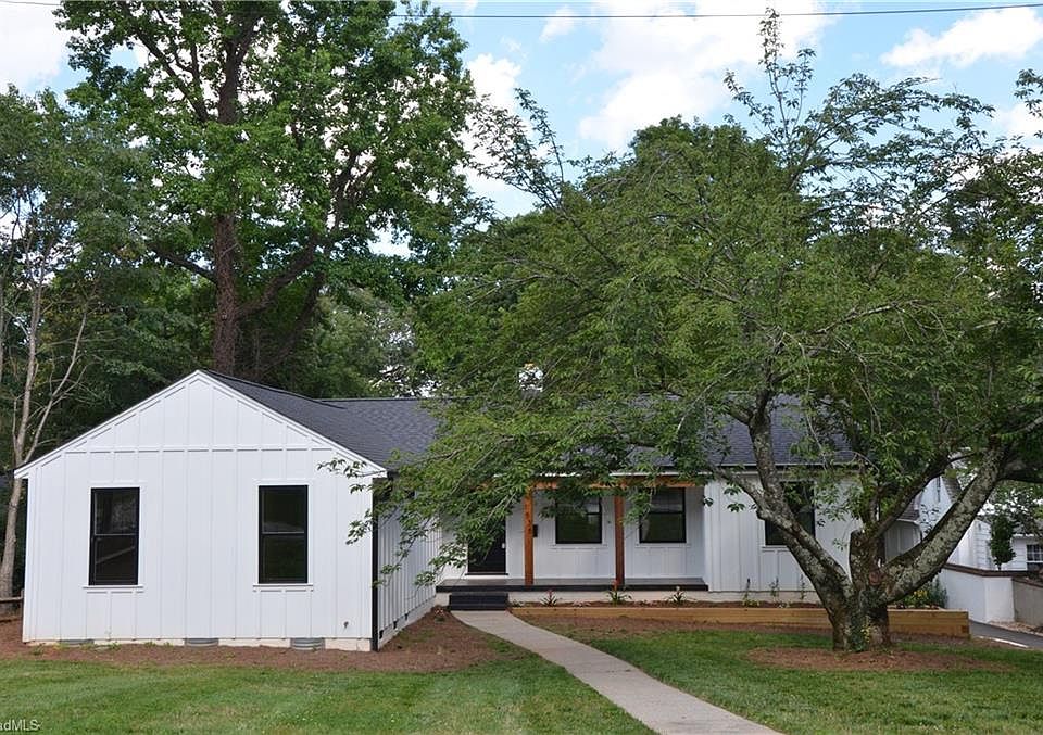 1st image of 1836 Sussex Ln