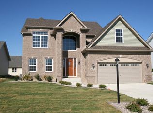 8280 Doubletree Dr S, Winfield, IN 46307