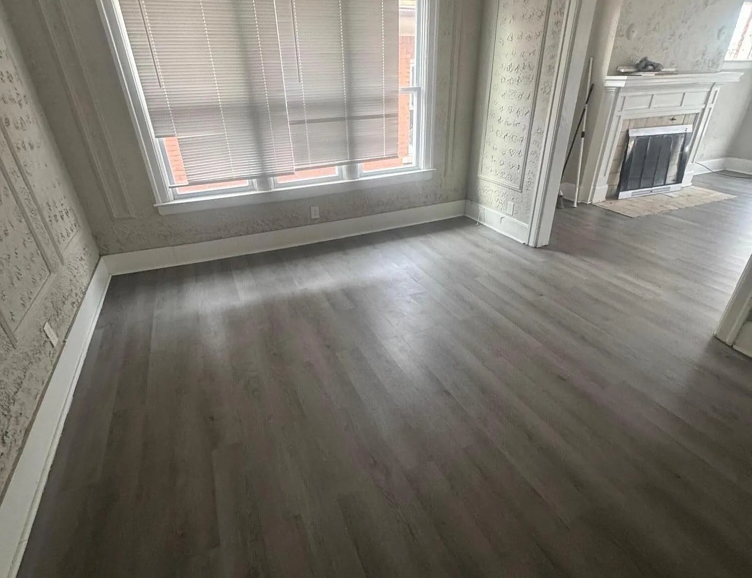 3 bed, 1.0 bath, 1400 sqft, $1,250 — Photo 4