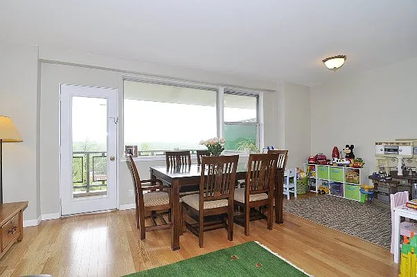 Sold by Robert E. Hill  | media 28