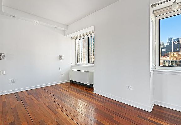 5th image of 425 5th Ave APT 25F