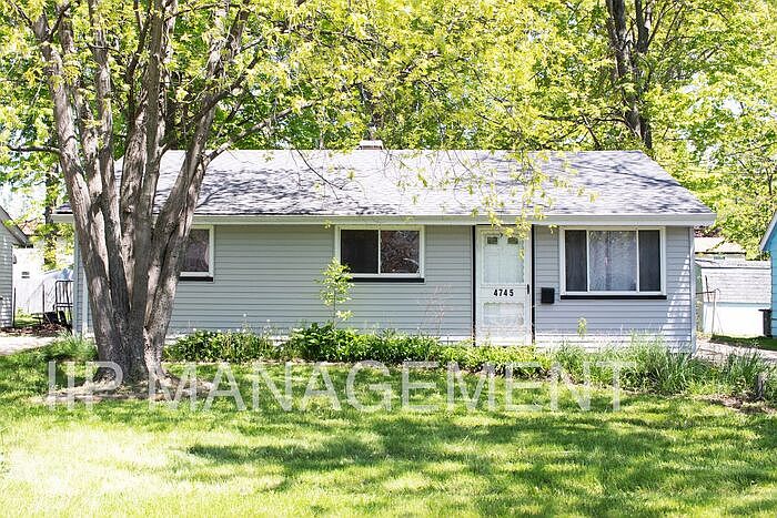 1st image of 4745 Robinwood Dr