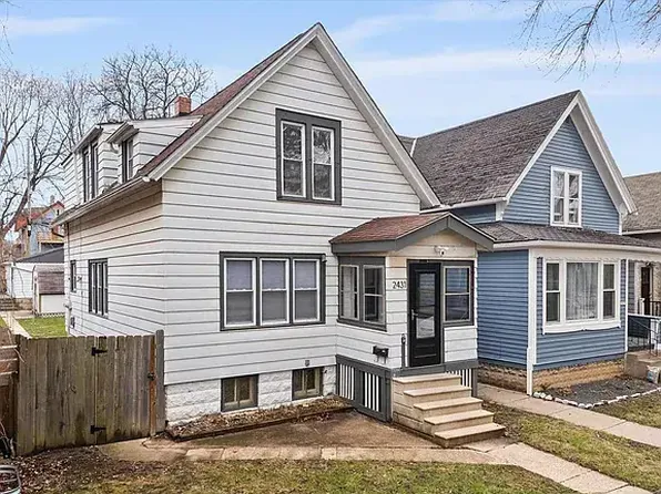 2431 S Williams St #2431, Milwaukee, WI 53207