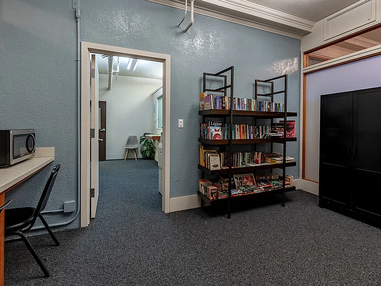 519 Washington St SE — Photo 20