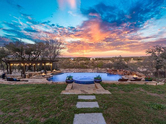 2nd image of 1325 Likeness Rd