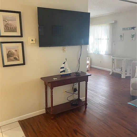 622 Bird Bay Dr S #203 — Photo 8