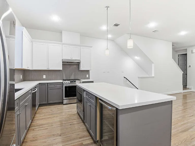 2733 Eado Edge Ct — Photo 14