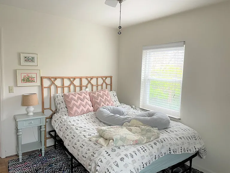 2750 Linshaw — Photo 22