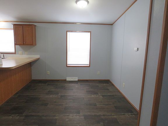 4th image of 1190 Sherman Blvd E #188