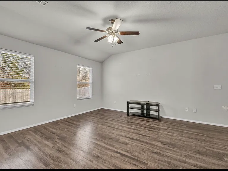 1170 S Kingfisher Ln — Photo 7