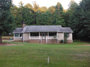 22 Hickory Hills Dr, Jefferson, GA 30549
