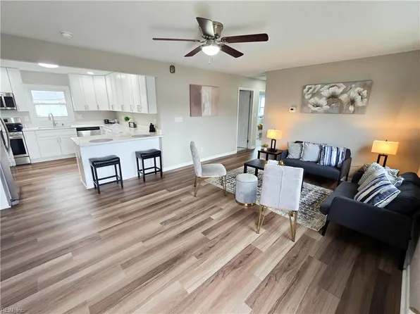 8506 Kennedy Dr, Hampton, VA 23605