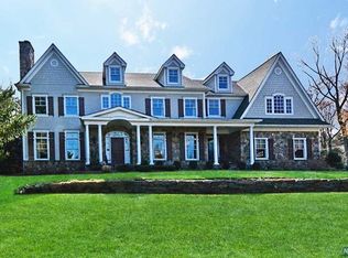 486 Carlton Rd, Wyckoff, NJ 07481