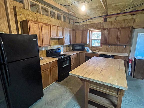 4th image of 705 County Road 4243