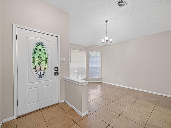 3rd image of 2931 Parkwood Manor Dr