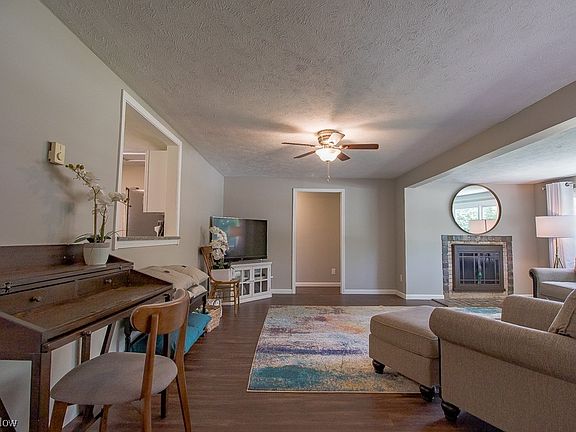 5th image of 8415 Grenway Dr