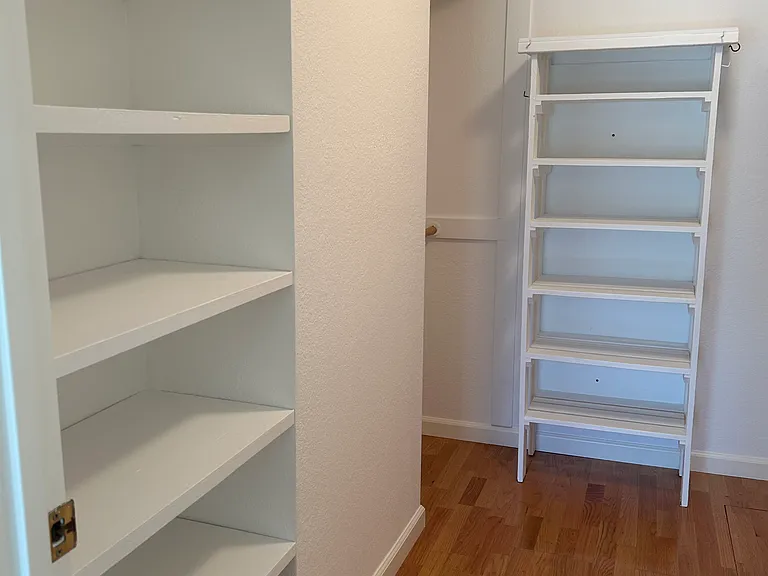 4220 Brookshire Cir — Photo 25