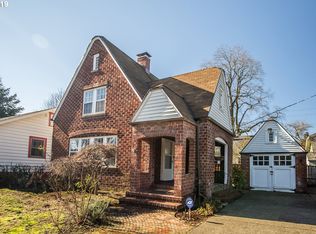 5765 N Moore Ave, Portland, OR 97217