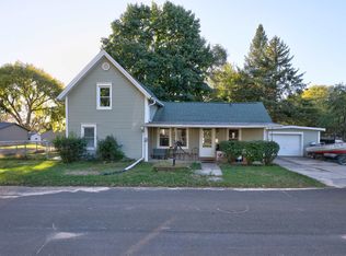 143 Dunlap St, Rio, WI 53960
