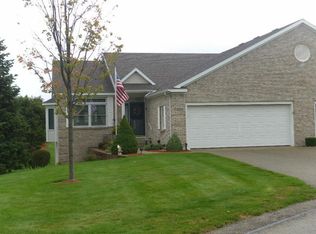 6668 Cedargrove S, Jenison, MI 49428