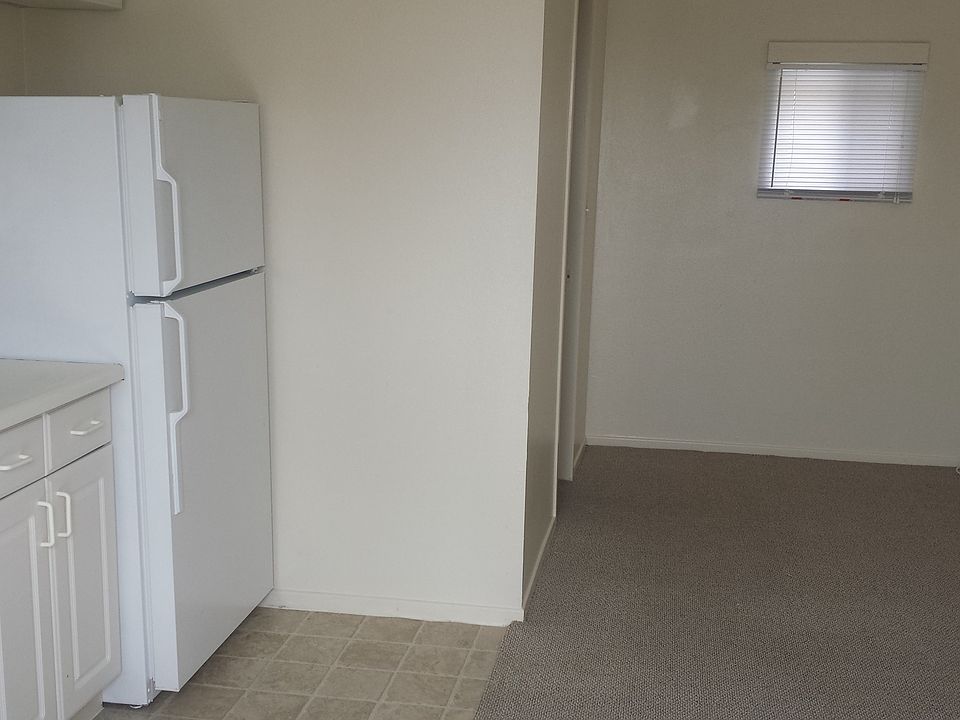 1st image of 936 S Pacific St APT 10