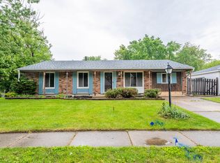 800 Waverly Ave, Streamwood, IL 60107