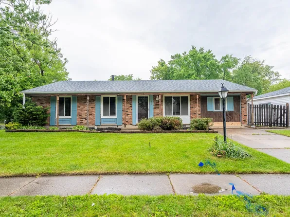 800 Waverly Ave, Streamwood, IL 60107
