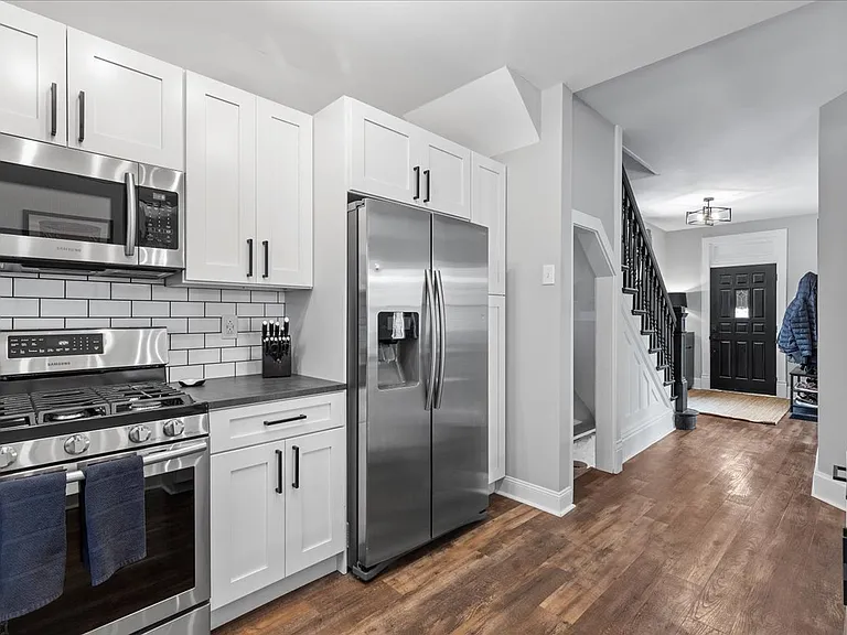 1518 Westfield St — Photo 14