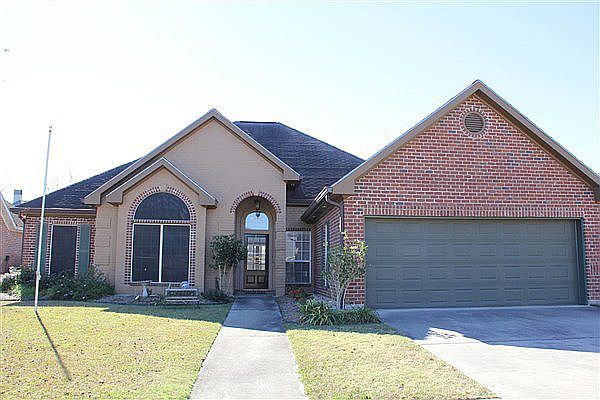 1st image of 106 Devin Ln