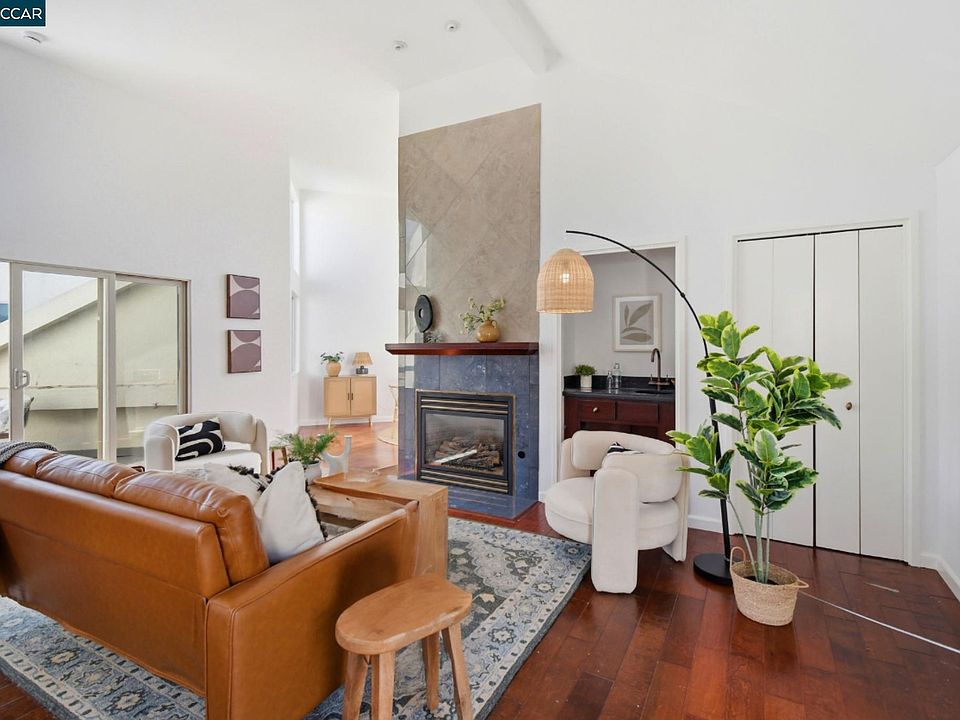 1st image of 450 Cola Ballena APT G