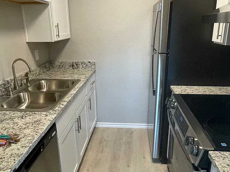 1000 W Avenue A #1008 — Photo 8