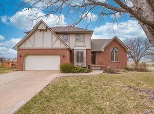 2815 N Beacon Hill Ct, Wichita, KS 67220