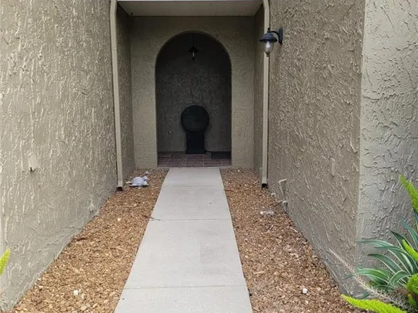 21205 Calle Rosa Dr #10, Land O Lakes, FL 34637