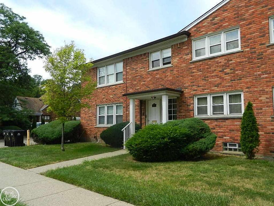 1st image of 26897 Parkington St