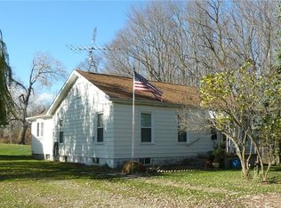 871 Center Rd, Conneaut, OH 44030