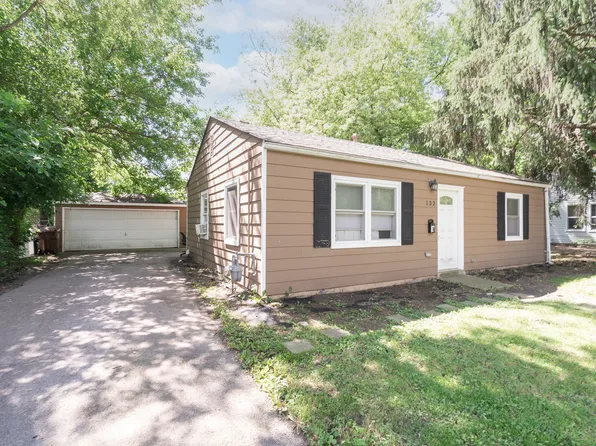 132 Edison Rd, Joliet, IL 60433