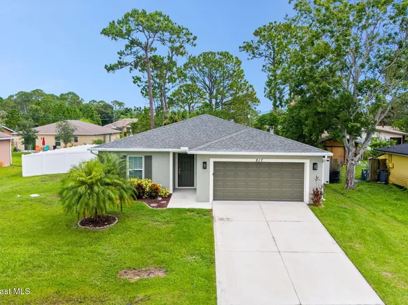 817 Carnival Rd SE, Palm Bay, FL 32909