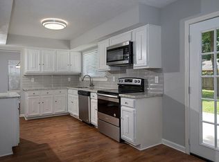 4 Basal Briar Ct, The Woodlands, TX 77381