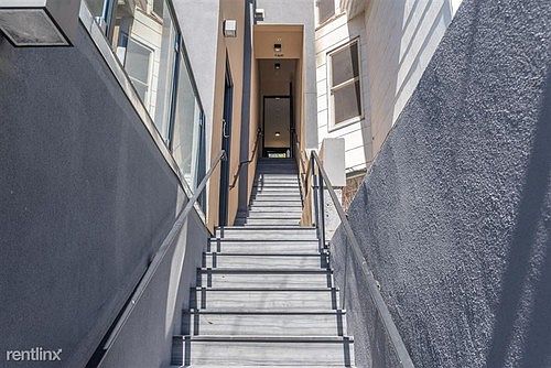 4th image of 4126 17th St #B