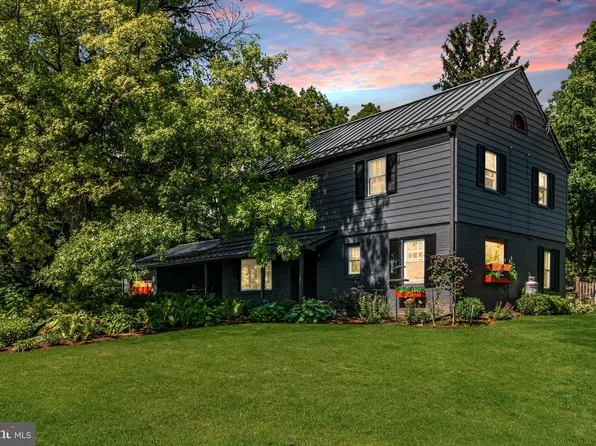 101 Hillview Ave, State College, PA 16801