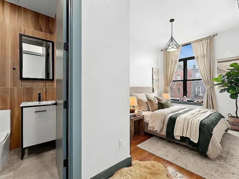 1115 Jefferson Ave #2A — Photo 3