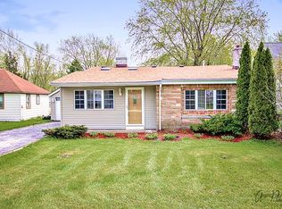 26153 W Heart O Lakes Blvd, Antioch, IL 60002