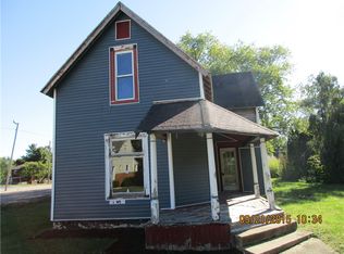 109 N McKinnley St, Russellville, IN 46175