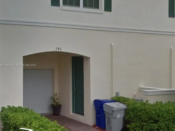 242 SW 7th Ct #242, Pompano Beach, FL 33060