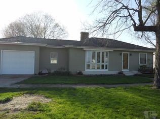 1689 354th Ave, Wever, IA 52658
