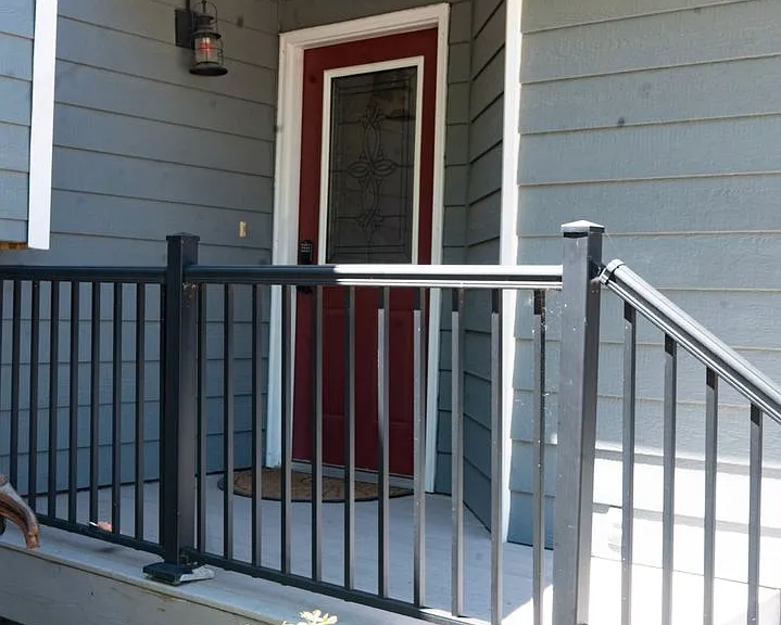 549 Hanover Dr — Photo 4