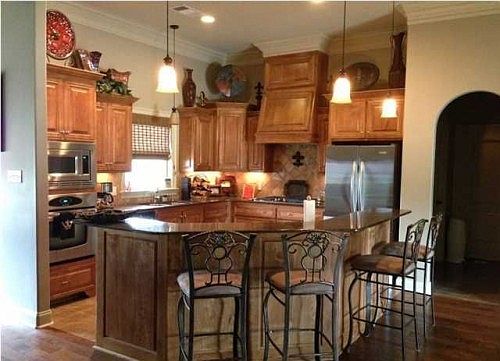 2nd image of 16514 Winborne Blvd