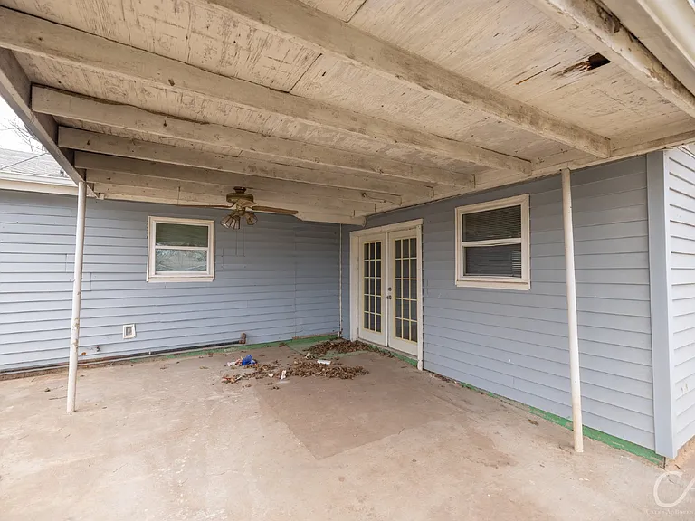 2902 Bennett Dr — Photo 16