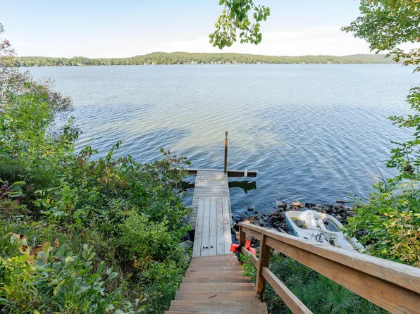 63 Riley Road, Sabattus, ME 04280